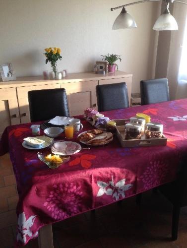 Chambres Chez L'Habitant Couvin Εξωτερικό φωτογραφία